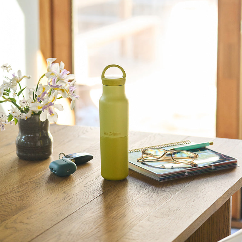 12oz-rise-classic-with-arch-loop-cap-m8 12oz_rise_classic_insulated_acacia_table_square.jpg