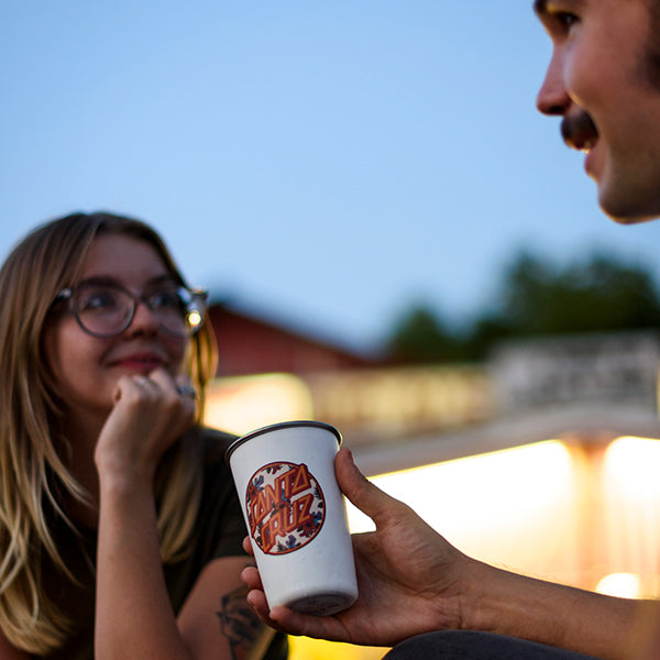 16oz-pint-cup-santa-cruz-b3 16oz_pints_santa_cruz_vacationdot_couple_square.jpg