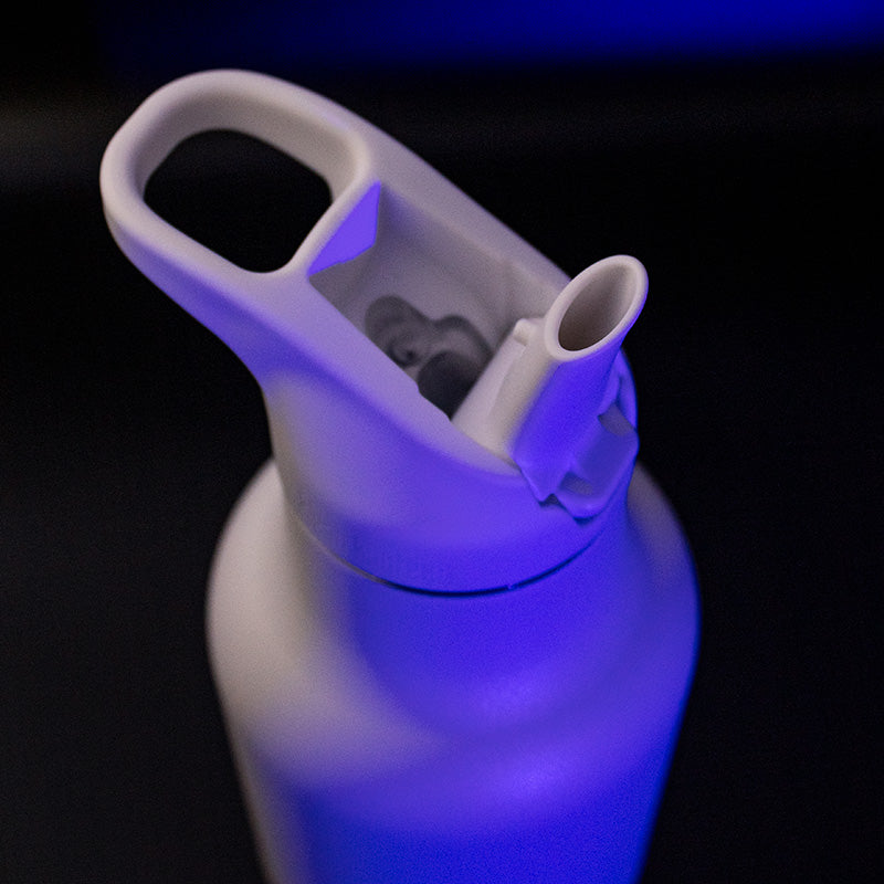 20oz-rise-classic-may-the-4th-x1 20oz_rise_classic_may_the_fourth_starwars_white_bottle_flipseal_square.jpg