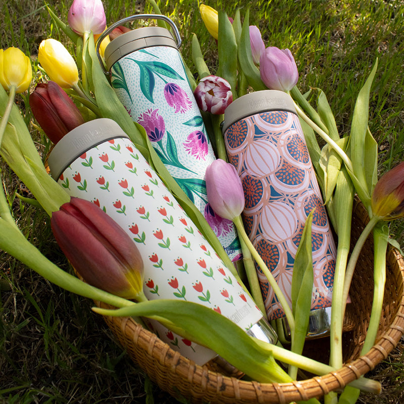 16oz-tkwide-with-cafe-red-tulips-l0 bottles_seasonal_spring_flowers_figs_basket_3_square.jpg