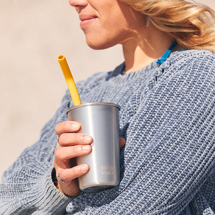 straw-4-pack-o7 recycled_steel_straw_pint_sun_lifestyle.jpg