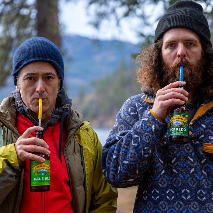 straw-4-pack-o7 recycled_steel_straws_beers_dudes_lifestyle.jpg