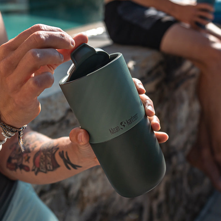 flip-lid-u5 rise_flip_lid_small_tumbler_open.jpg