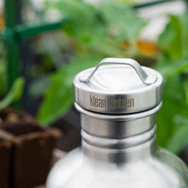 classic-steel-loop-cap-h5 stainless_cap_garden_lifestyle.jpg